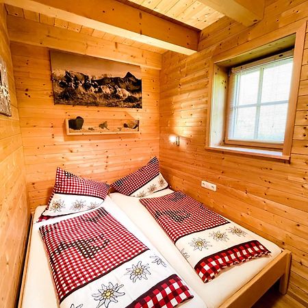 Apartament Damuelser Holzhus Zewnętrze zdjęcie